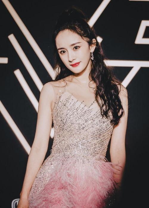 娱乐圈爆料的狐狸是谁,神秘狐狸身份揭秘，竟是当红明星  第1张